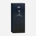 HuntGuard Highlander 18 Gun Exterior Image Door Closed - Gun Cabinets Online